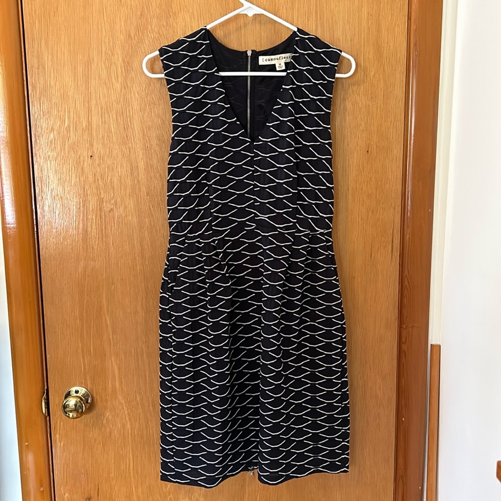 Scallop Textured sleeveless dress with pockets and full length back zipper